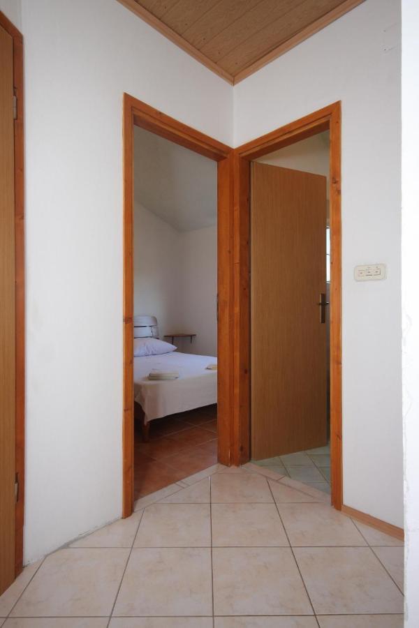 Apartments By The Sea Luka, Dugi Otok - 8182 Luka  외부 사진